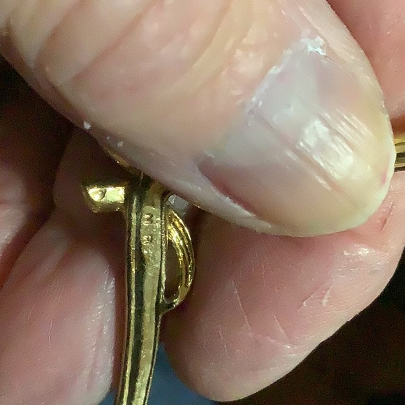 Vintage Avon, necklace, bracelet and earrings set. - Picture 16 of 16